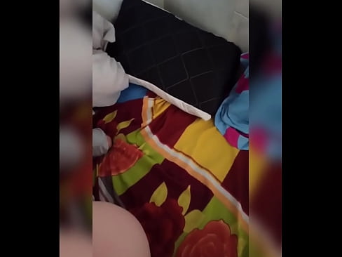 ❤️ Съквартирантката ми остава сама вкъщи, защото съпругът ѝ е на почивка, а аз се възползвам от възможността да я чукам и да пълня задника ѝ с мляко ❤ Анално видео в bg.camporner.top ️