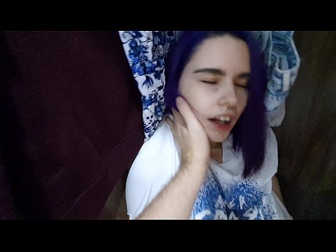 ❤️ Намерих сестра си в гардероба и й помогнах да свърши ❤ Анално видео в bg.camporner.top ️